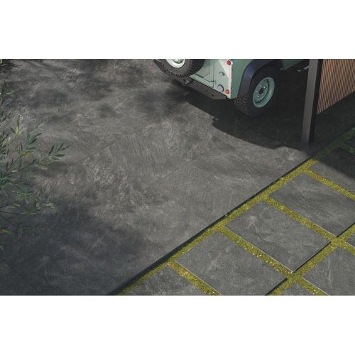 QUARTZ STONE BLACK 30X60 ANTISLIP